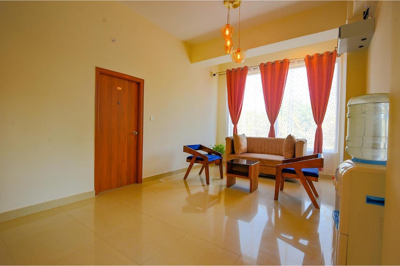 Fabhotel Gr Lake View - Btm Layout Bangalore Dış mekan fotoğraf